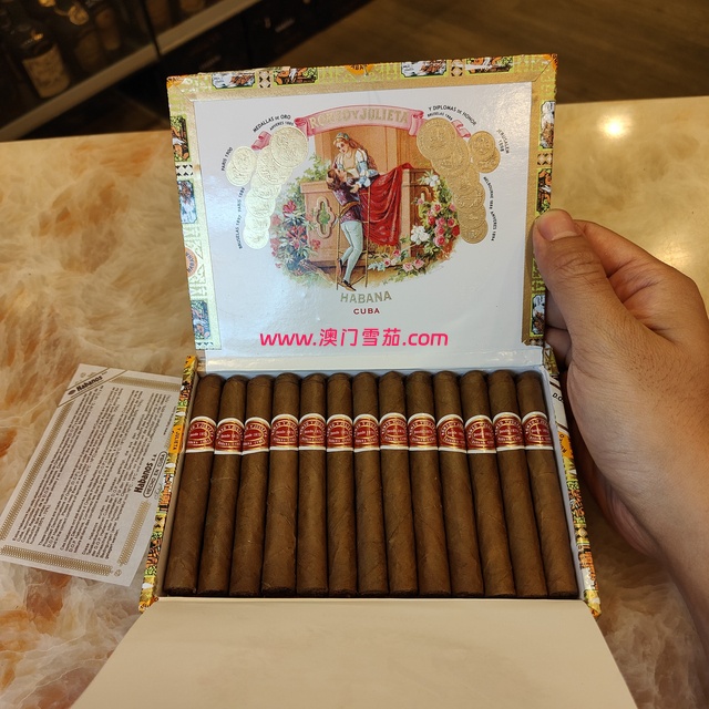 罗密欧小朱丽叶 Petit Julieta-澳门雪茄